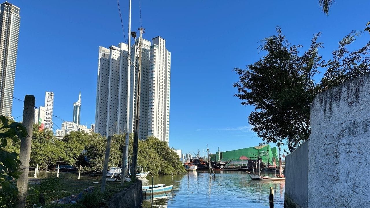 Zezinho do Graça,Servidão Pescador,Barra Balneário Camboriú,pesca artesanal,homenagem bairro