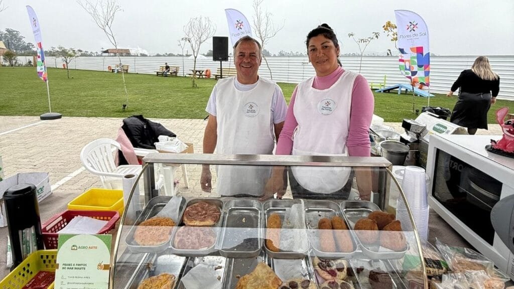 Feira Flores de Sal,Tijucas evento gratuito,feira de produtos locais,evento cultural Tijucas,feira artesanal SC