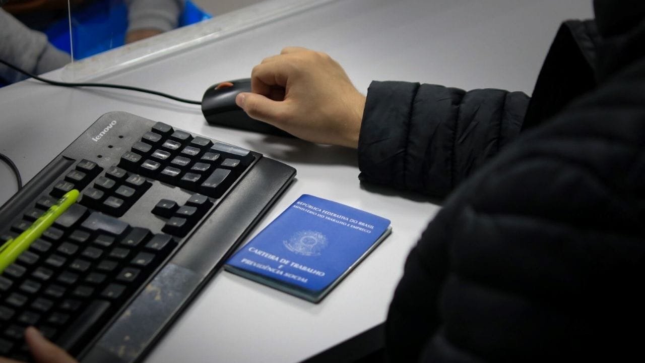 vagas Sine SC,emprego Santa Catarina,oportunidades PCD SC,Sine vagas abertas,mercado de trabalho SC