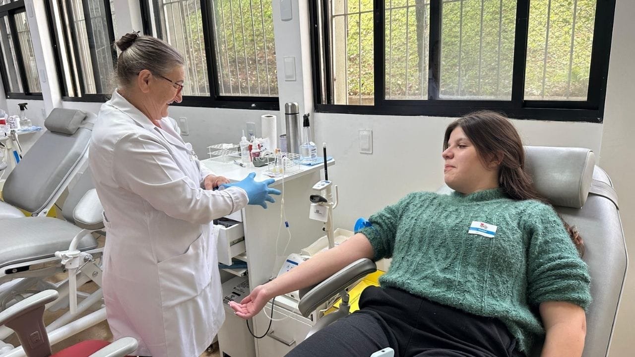 doação de sangue HEMOSC,projeto Amigo Sangue Bom,voluntários doação SC,estoque baixo de sangue