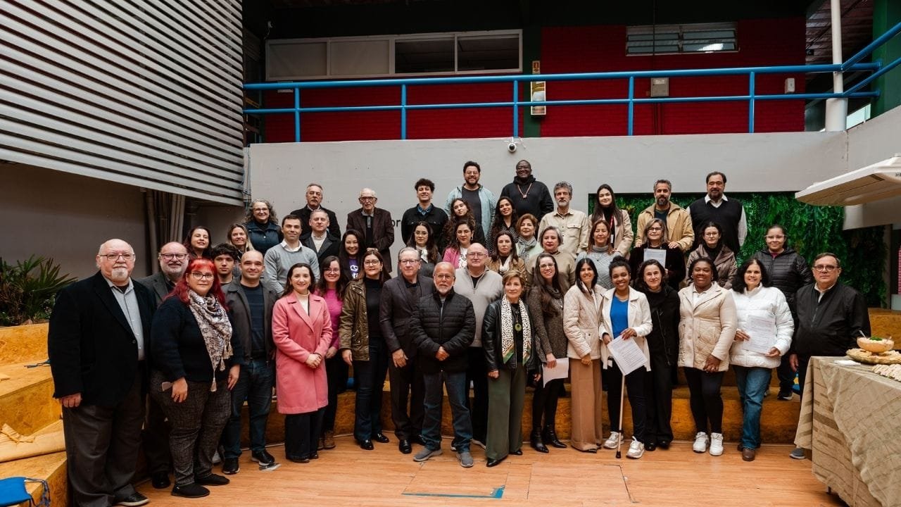 Fundação ESAG Florianópolis,projetos sociais educação,investimento infância