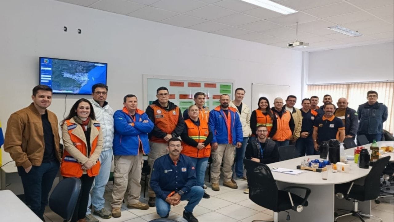 Defesa Civil AMFRI,SGO Itajaí,gestão de emergências SC,prevenção desastres,integração regional