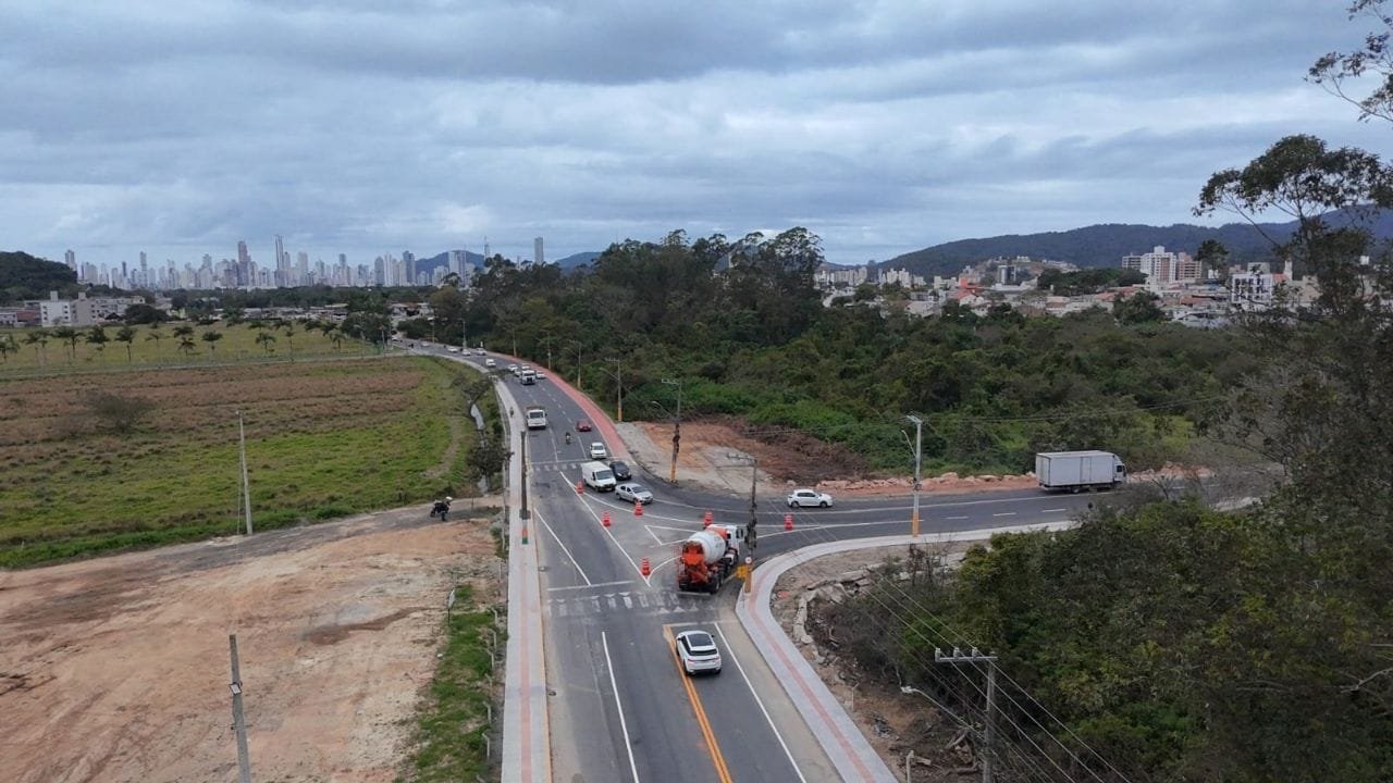 obra estratégica,revitalização,ampliação de via,sinalização viária,segurança no trânsito