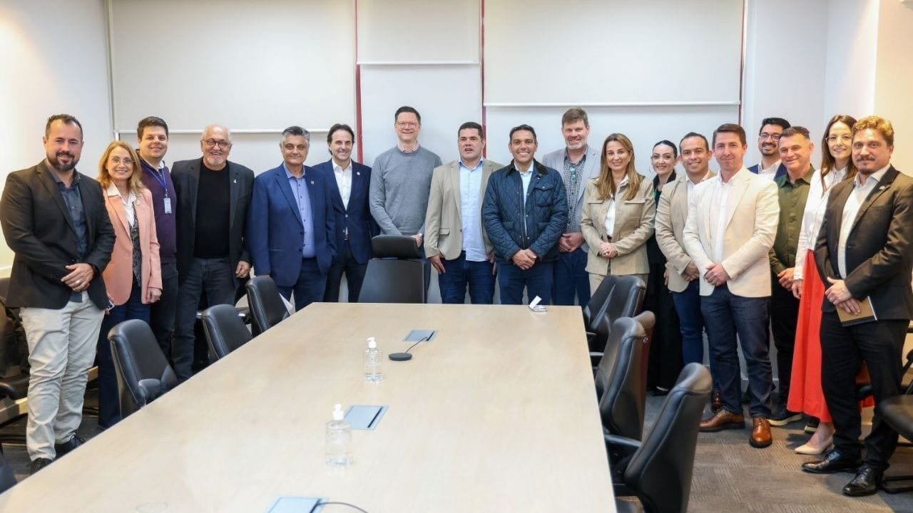 Promobis Santa Catarina,túnel submerso Itajaí Navegantes,mobilidade integrada SC,CIM-Amfri,investimento Banco Mundial,PPP túnel SC,transporte intermunicipal SC,Governo de Santa Catarina,Jorginho Mello