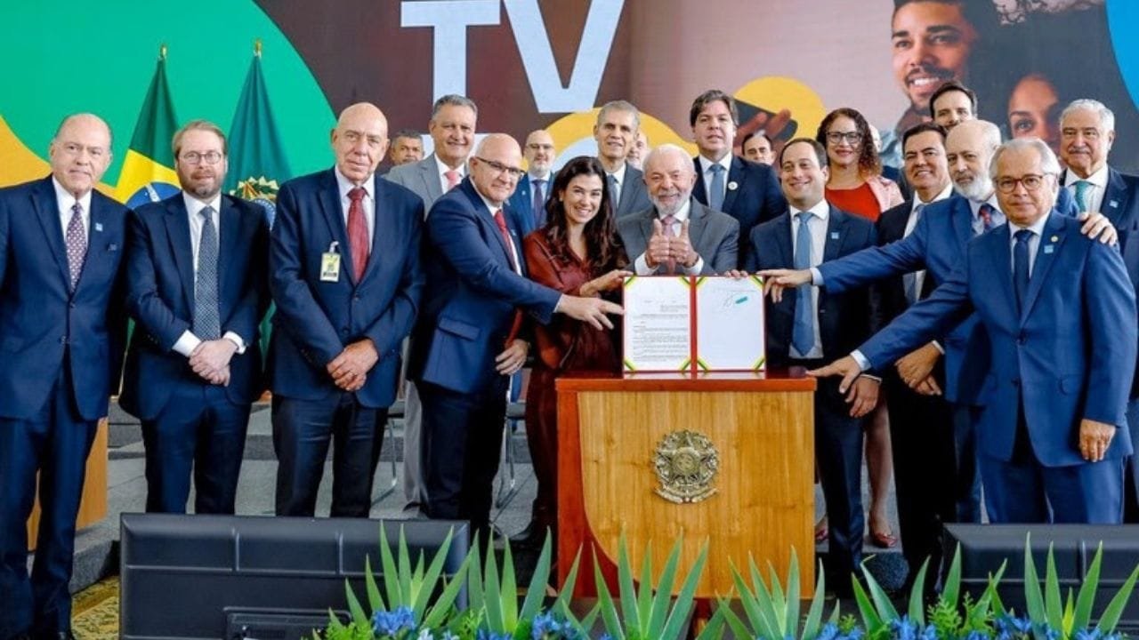 TV 3.0 Brasil,Lula TV digital,inovação televisiva,transmissão 4K 8K,integração internet e TV
