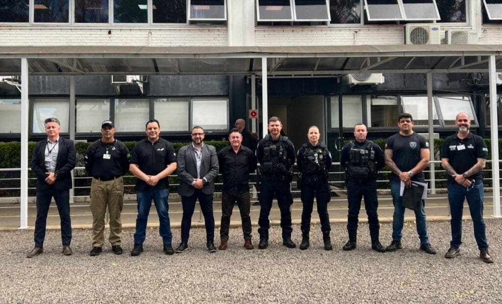 Guarda Municipal Itapema,visita Taurus Armas,capacitação de guardas,equipamentos de segurança,formação de armeiros