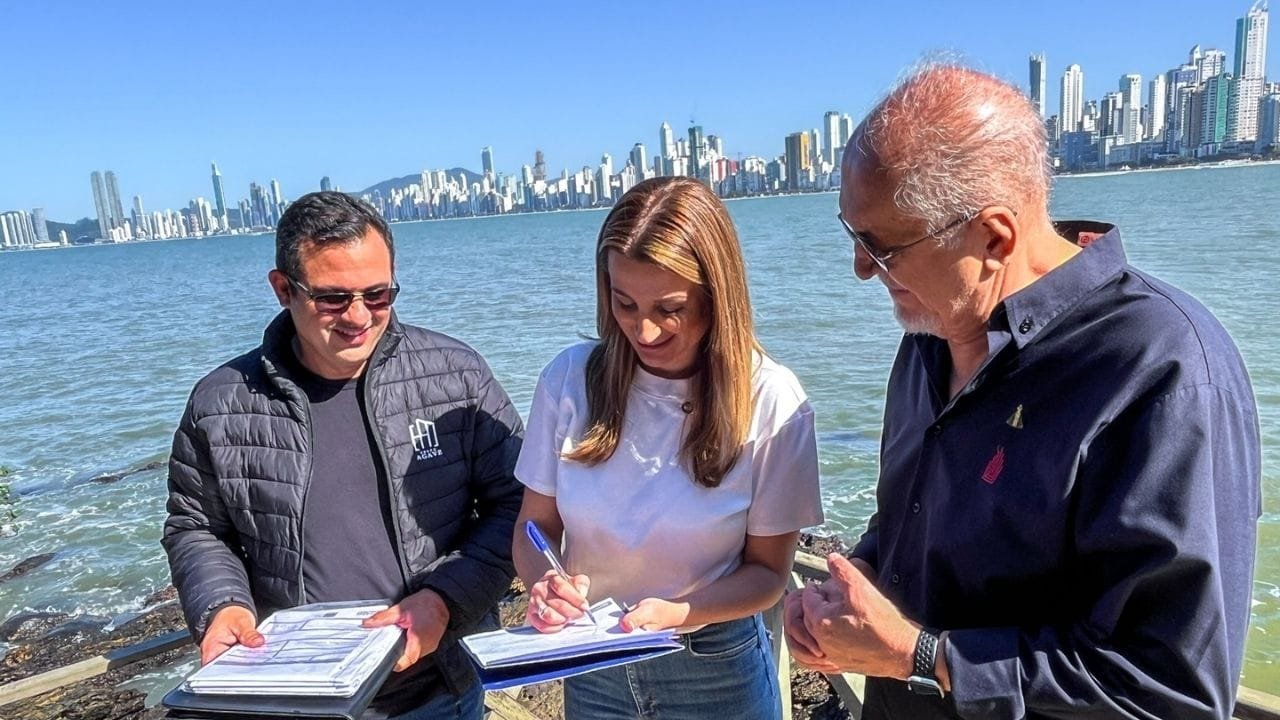 deck Pontal Norte,Balneário Camboriú obras,reurbanização Pontal Norte