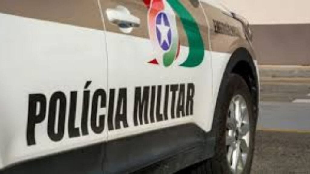 invasão condomínio Balneário Camboriú,disparo arma de fogo,suspeito preso,Polícia Militar,segurança condomínio