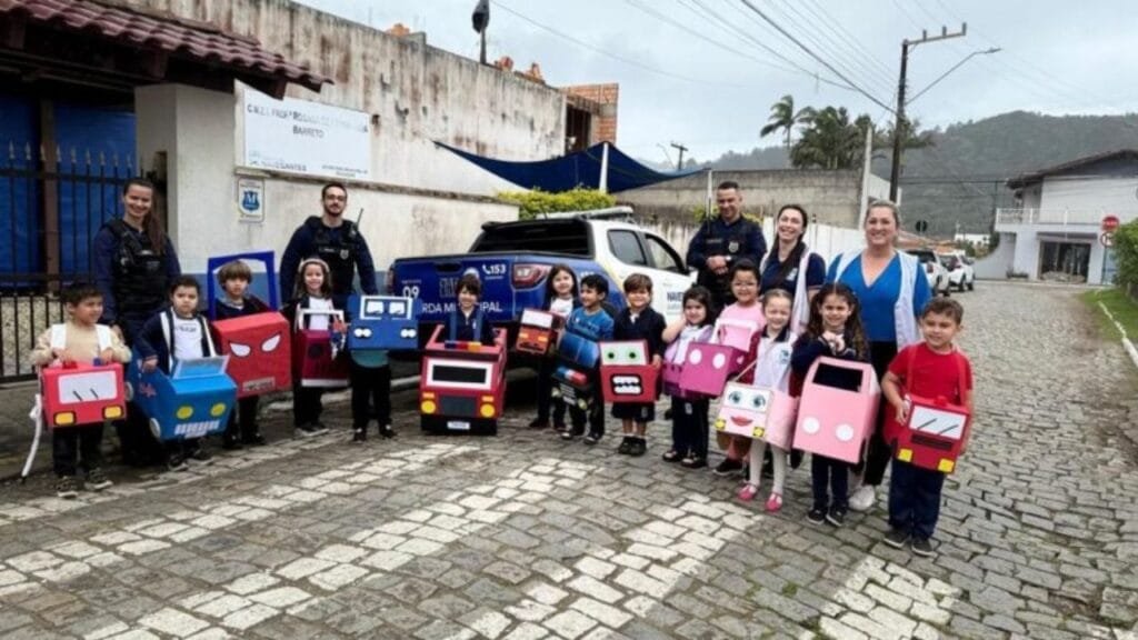 ações educativas trânsito,blitz Navegantes,Navetran conscientização,fiscalização trânsito SC,Dia Nacional do Trânsito