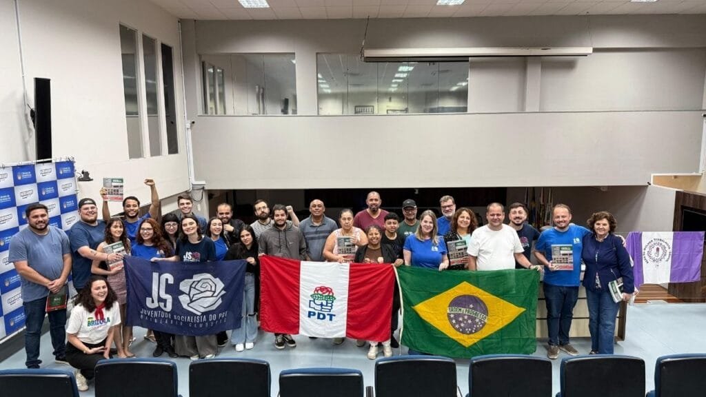 cartilha CIEPs,Ciça Müller Balneário Camboriú,legado educação pública,inclusão social SC