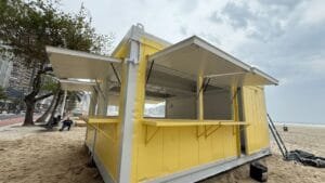 Quiosques Balneário Camboriú,obras Praia Central,contêineres orla,reurbanização BC