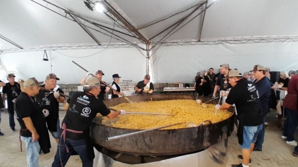 Festival do Camarão Porto Belo,risoto de frutos do mar,shows Santa Catarina,eventos gastronômicos