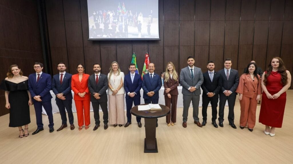 novos procuradores SC,posse PGE/SC,concurso PGE SC,carreira jurídica estadual,adaptação à carreira,Estágio Probatório SC