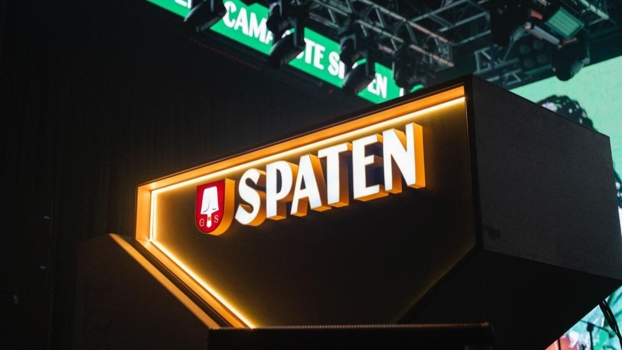 Camarote Spaten Blumenau,show Marvvila Oktoberfest,experiência premium Oktoberfest