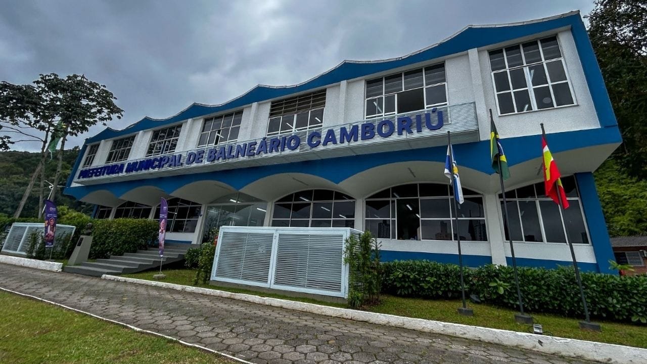 Balneário Camboriú ponto facultativo,Dia do Servidor,funcionamento serviços municipais
