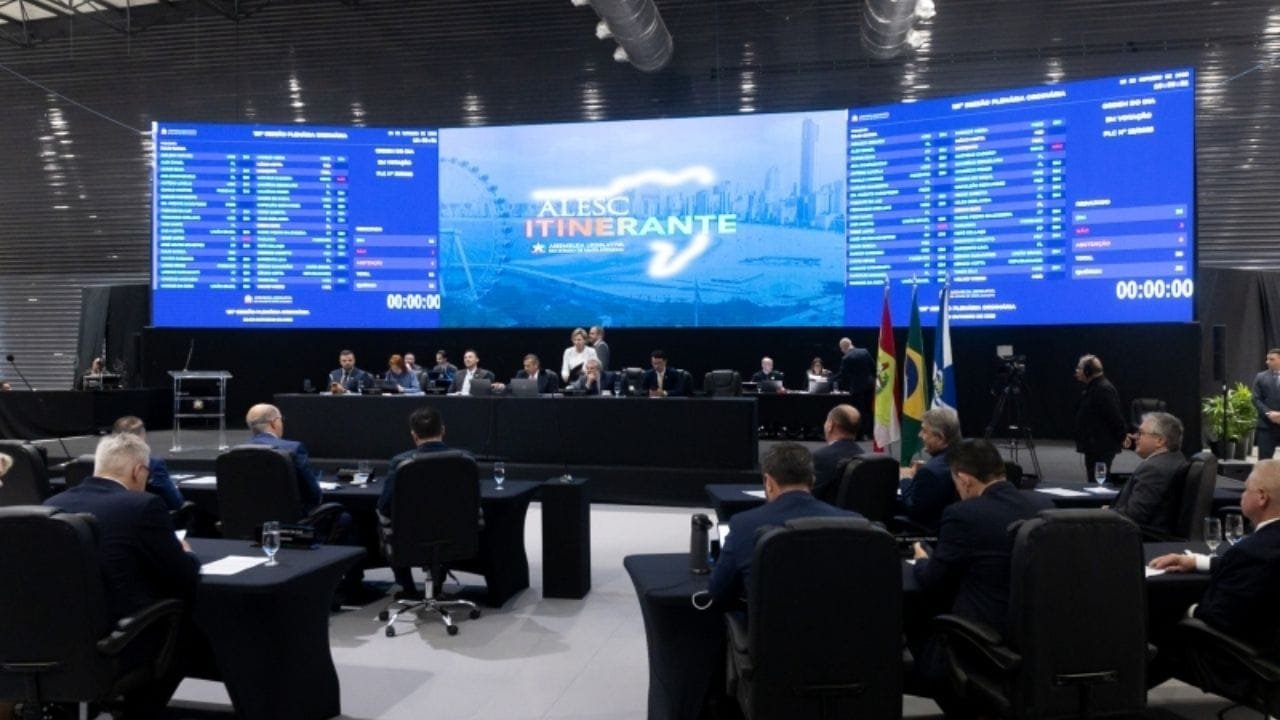 Alesc Itinerante Balneário Camboriú,projetos aprovados SC,utilidade pública Santa Catarina,programas sociais SC