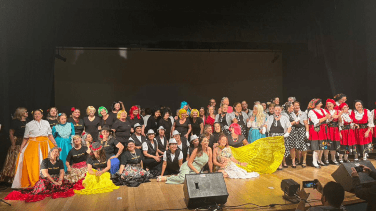 eventos culturais,grupos de convivência,participação de idosos,atividades artísticas