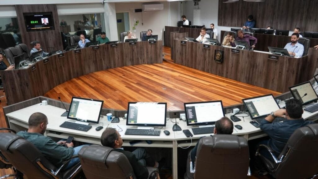 Balneário Camboriú sessão,projetos aprovados,Câmara Municipal