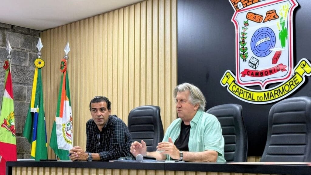 mutirão Camboriú,Cidade Limpa,ação comunitária