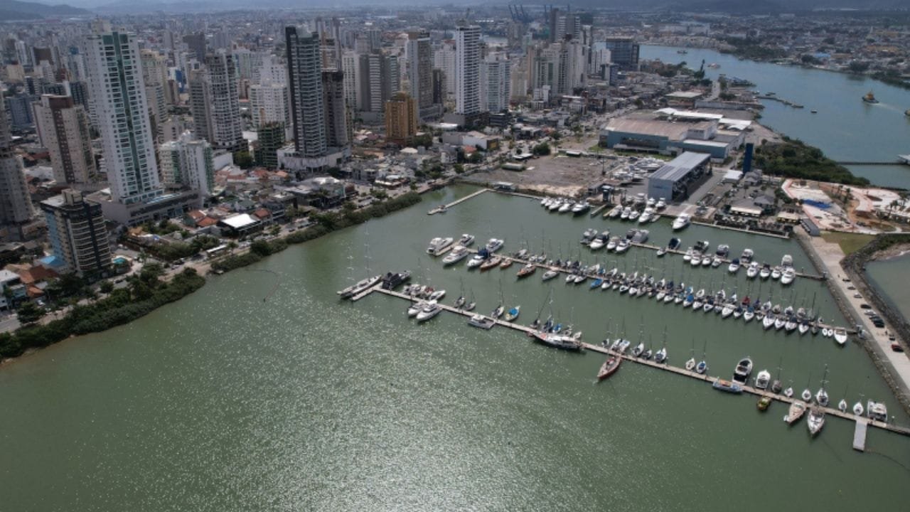 Itajaí turismo,RoadShow Lima,eventos turísticos SC,promoção turística internacional