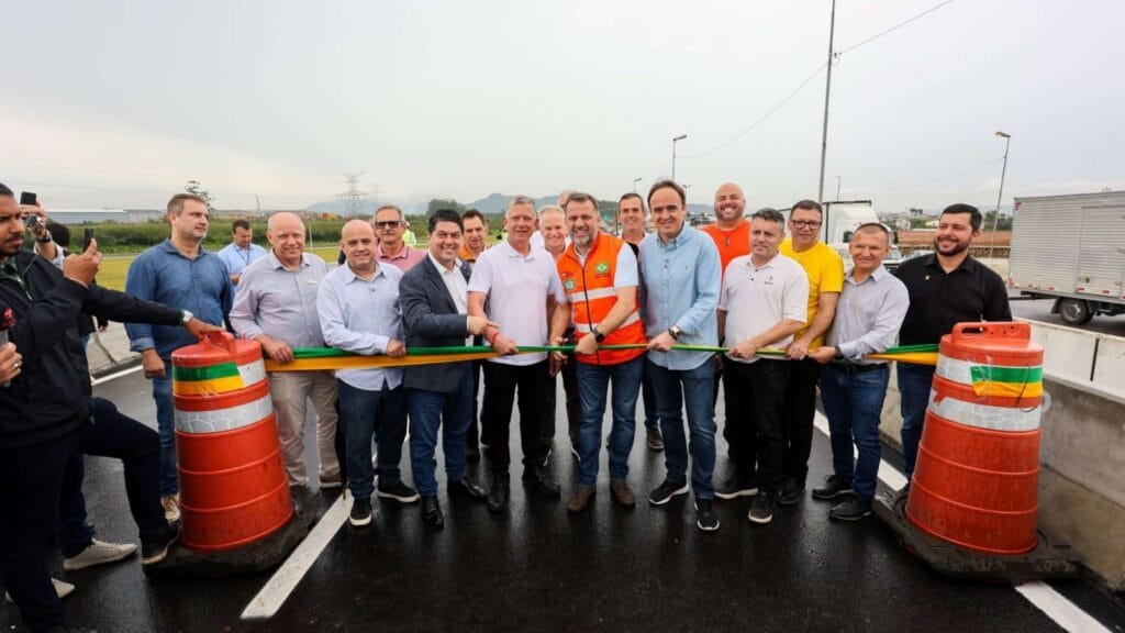 viaduto Itajaí,SC-486 BR-101,mobilidade Santa Catarina,infraestrutura Itajaí