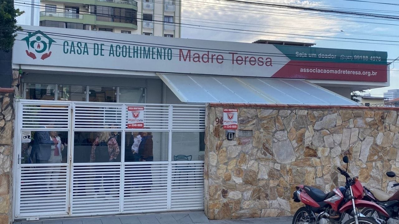 Associação Madre Teresa Itajaí,prestação de contas 2025,Hospital Marieta,ações sociais
