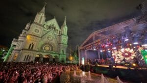 Padre Fábio de Melo em Itajaí,Natal Encanto Itajaí,show religioso Santa Catarina,evento natalino