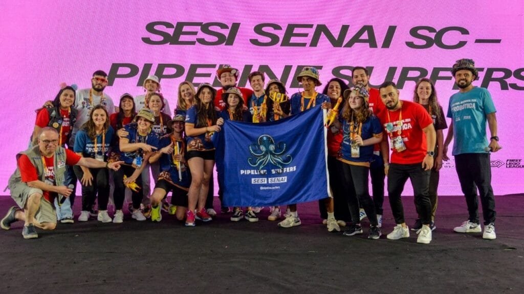 Itajaí FLL,Escola Sesi robótica,competição First Lego League