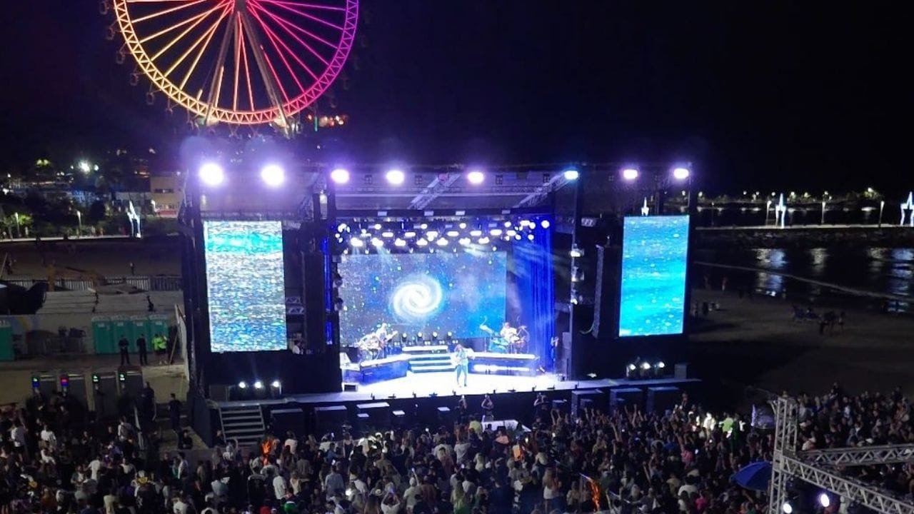 Roda FG,Balneário Camboriú,Vitor Kley,roda-gigante,aniversário de 5 anos