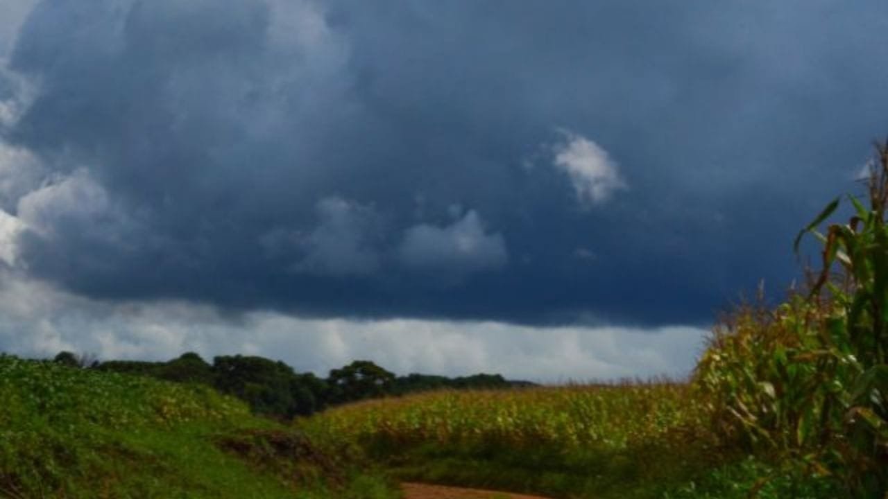 previsão do tempo Santa Catarina,temporais isolados,frente fria SC,mar agitado litoral catarinense