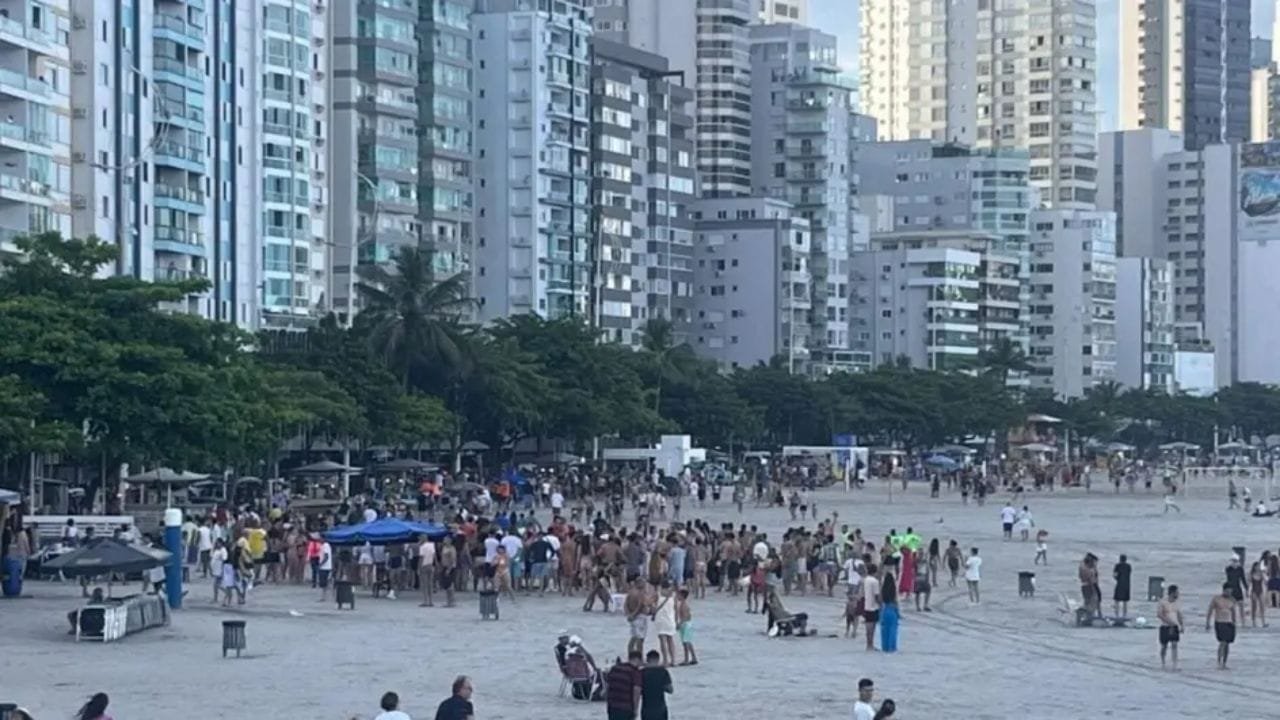 confusão na Praia Central,esfaqueamento Balneário Camboriú,ataque com faca na praia,Guarda Municipal BC,violência na orla,verão Balneário Camboriú