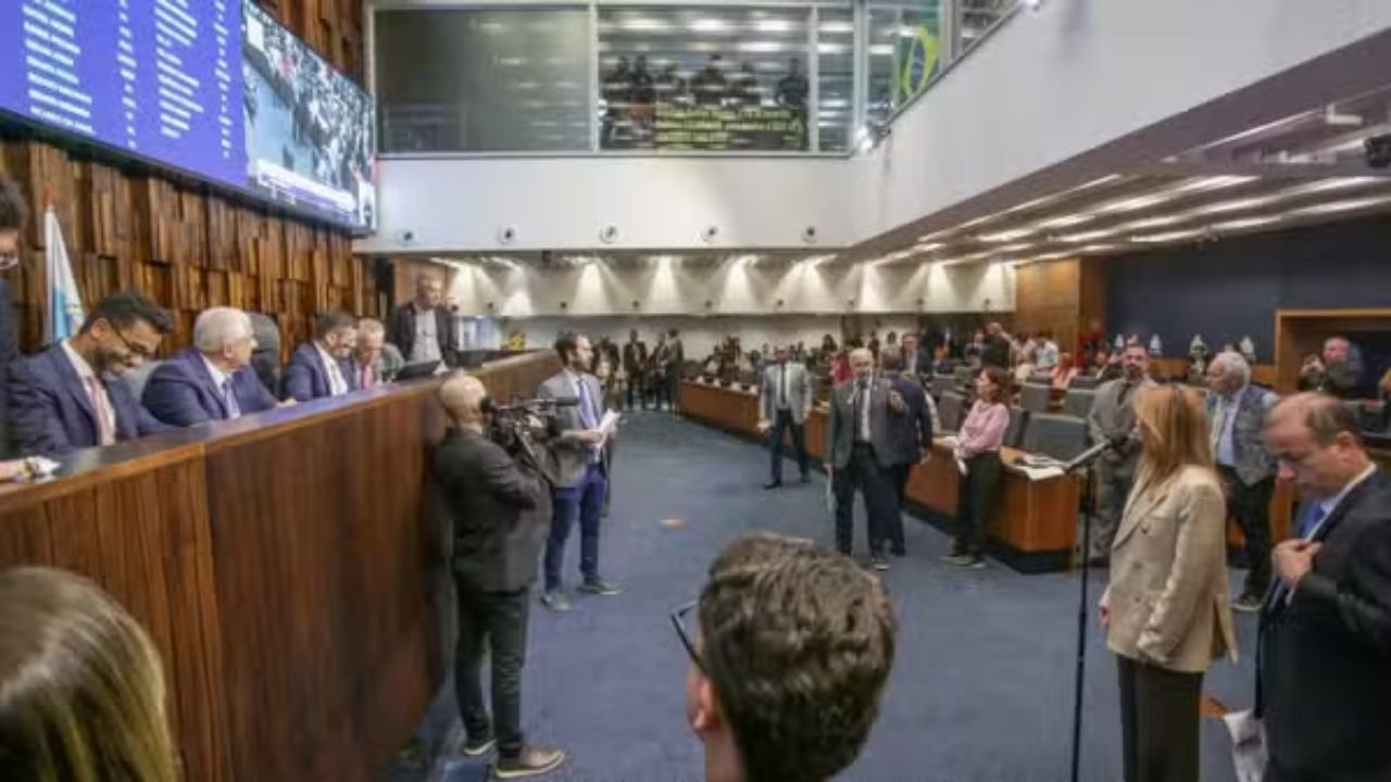 Balneário Camboriú,projetos do Executivo,regularização de dívidas,Emasa,recuperação fiscal