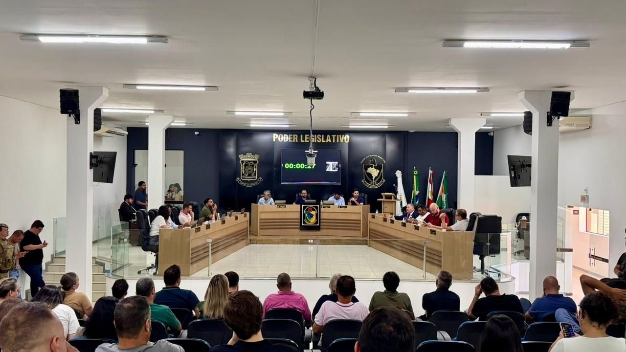 Câmara de Camboriú,Fabiano Olegário presidente,eleição Câmara,política de Camboriú