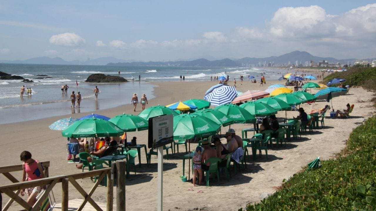 Procon Navegantes,cobrança indevida na praia,venda casada,direitos do consumidor