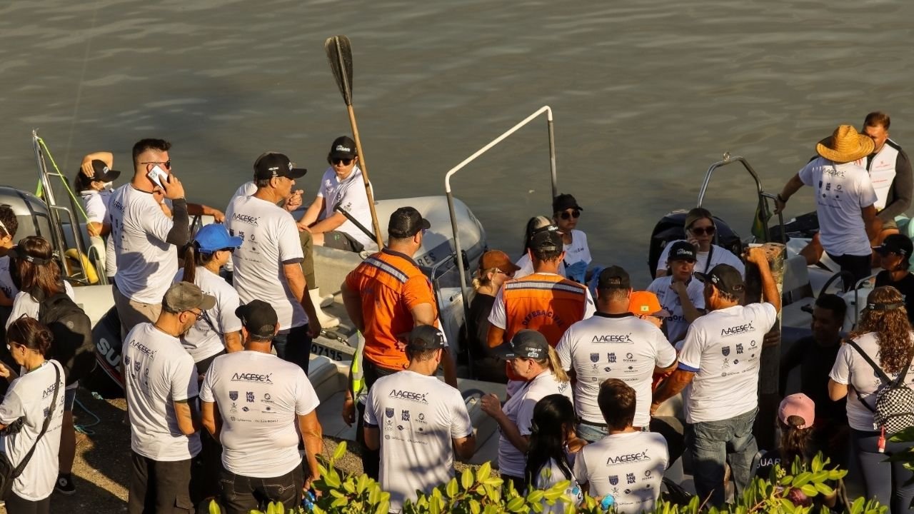 Rio Camboriú,limpeza do Rio Camboriú,Balneário Camboriú meio ambiente,Camboriú meio ambiente,Todos pelo Rio Camboriú,rios e afluentes Santa Catarina,Dia Mundial da Água,mobilização ambiental,voluntários limpeza de rios,Fundação do Meio Ambiente de Camboriú,Secretaria do Meio Ambiente Balneário Camboriú,Rio Marambaia,preservação ambiental,ação ambiental regional,sustentabilidade urbana