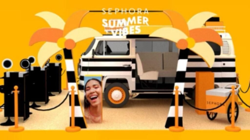 Sephora Balneário Camboriú,Arena Summer Vibes,ativação Sephora verão,Balneário Shopping evento,beleza em Balneário Camboriú,maquiagem e skincare Sephora,evento de beleza SC,experiências de marca Sephora,verão Balneário Camboriú,varejo de beleza Brasil,Sephora Santa Catarina,shopping Balneário Camboriú,campanha Summer Vibes,eventos de verão shopping,marcas de beleza verão