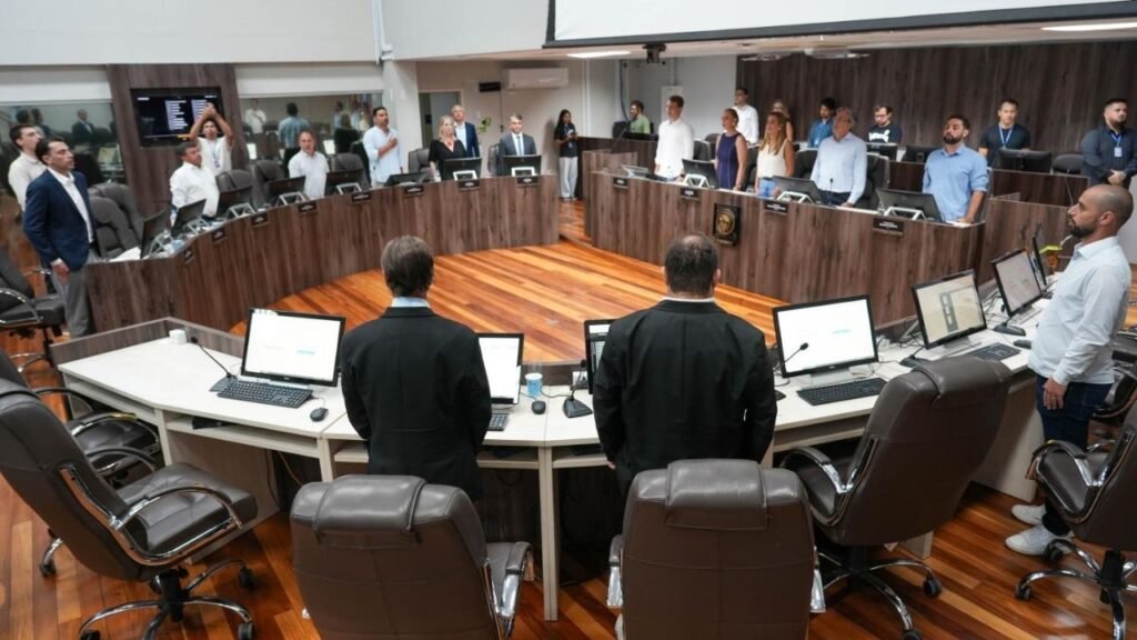 Câmara de Balneário Camboriú,primeira sessão ordinária 2026,cursinhos populares,Rede Municipal de Cursinhos,TPC,Solo Criado,ICON ICAD,projetos aprovados BC,Legislativo BC