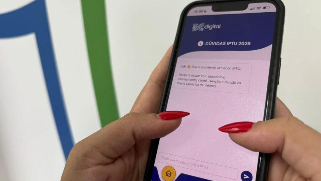 BC Digital Balneário Camboriú,assistente virtual IPTU,chatbot IPTU 2026,Segov Balneário Camboriú,tecnologia serviço público,aplicativo BC Digital,dúvidas IPTU,desconto IPTU Balneário Camboriú,isenção IPTU,digitalização serviços públicos,inovação tecnológica SC,atendimento online IPTU,experiência do munícipe,inteligência artificial Balneário Camboriú,facilidades BC Digital,serviços municipais SC