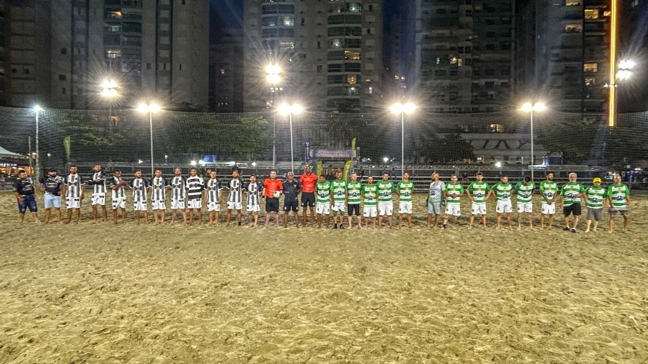 Campeonato Paralelo de Futebol de Areia,futebol de areia em Balneário Camboriú,Praia Central de Balneário Camboriú,Fundação Municipal de Esportes BC,campeonato de futebol de areia SC,esportes na praia,arena esportiva Balneário Camboriú,futebol de areia veteranos,futebol de areia categoria novos,competições esportivas de verão,eventos esportivos em Santa Catarina,esporte e lazer na praia,jogos abertos ao público BC,futebol de areia Paralelo