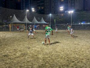 Campeonato Paralelo de Futebol de Areia,futebol de areia em Balneário Camboriú,Praia Central de Balneário Camboriú,Fundação Municipal de Esportes BC,campeonato de futebol de areia SC,esportes na praia,arena esportiva Balneário Camboriú,futebol de areia veteranos,futebol de areia categoria novos,competições esportivas de verão,eventos esportivos em Santa Catarina,esporte e lazer na praia,jogos abertos ao público BC,futebol de areia Paralelo
